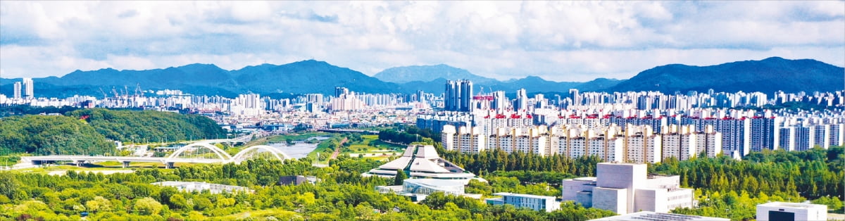 대전이 일류경제도시를 표방하며 대한민국을 이끌고 있다. 사진은 대전시 전경.  대전시 제공